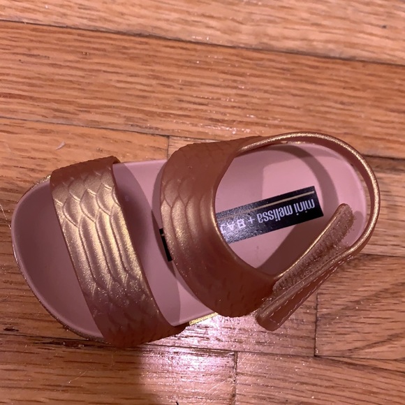 Mini Melissa Kid's Mini Cosmic Sandal, size 5 - Picture 3 of 3